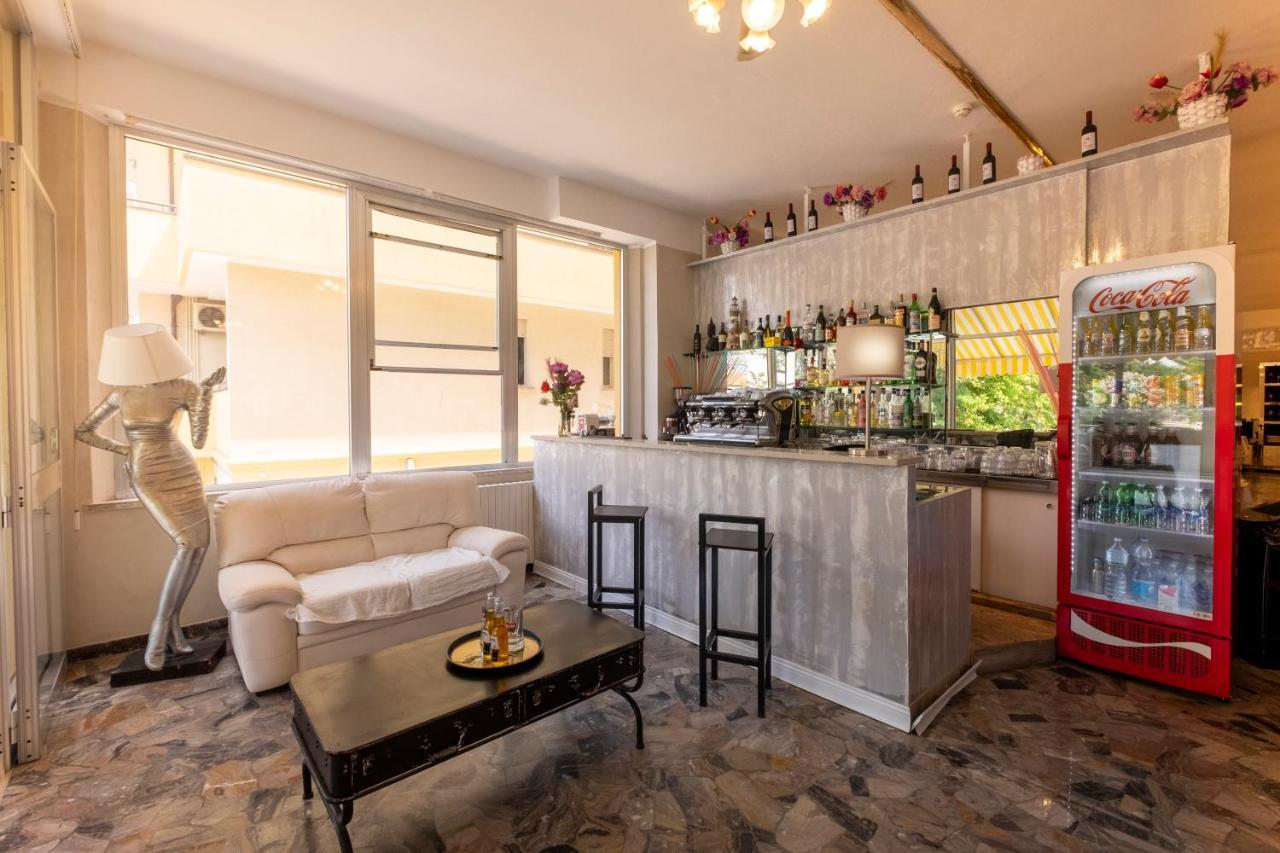 Hotel Giumer Ρίμινι Εξωτερικό φωτογραφία
