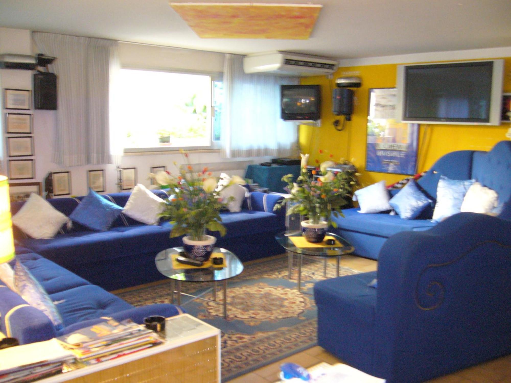 Hotel Giumer Ρίμινι Εξωτερικό φωτογραφία